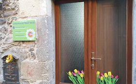 Borgo Antico, casa monumentale